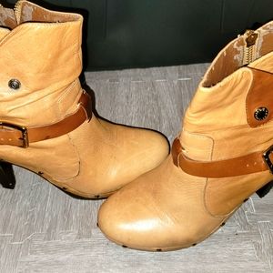 BcBg booties